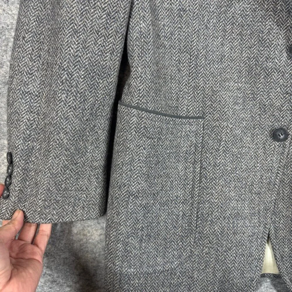 Samuelsohn Grey Herringbone Wool Blazer Sport Coat Size 40R Classic Tailored